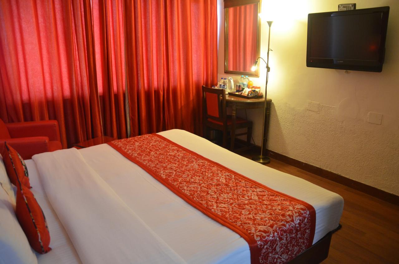Hotel Klg International Zirakpur Exterior foto