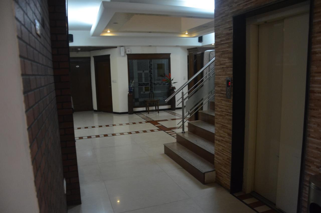 Hotel Klg International Zirakpur Exterior foto