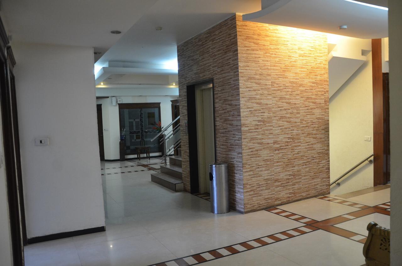 Hotel Klg International Zirakpur Exterior foto